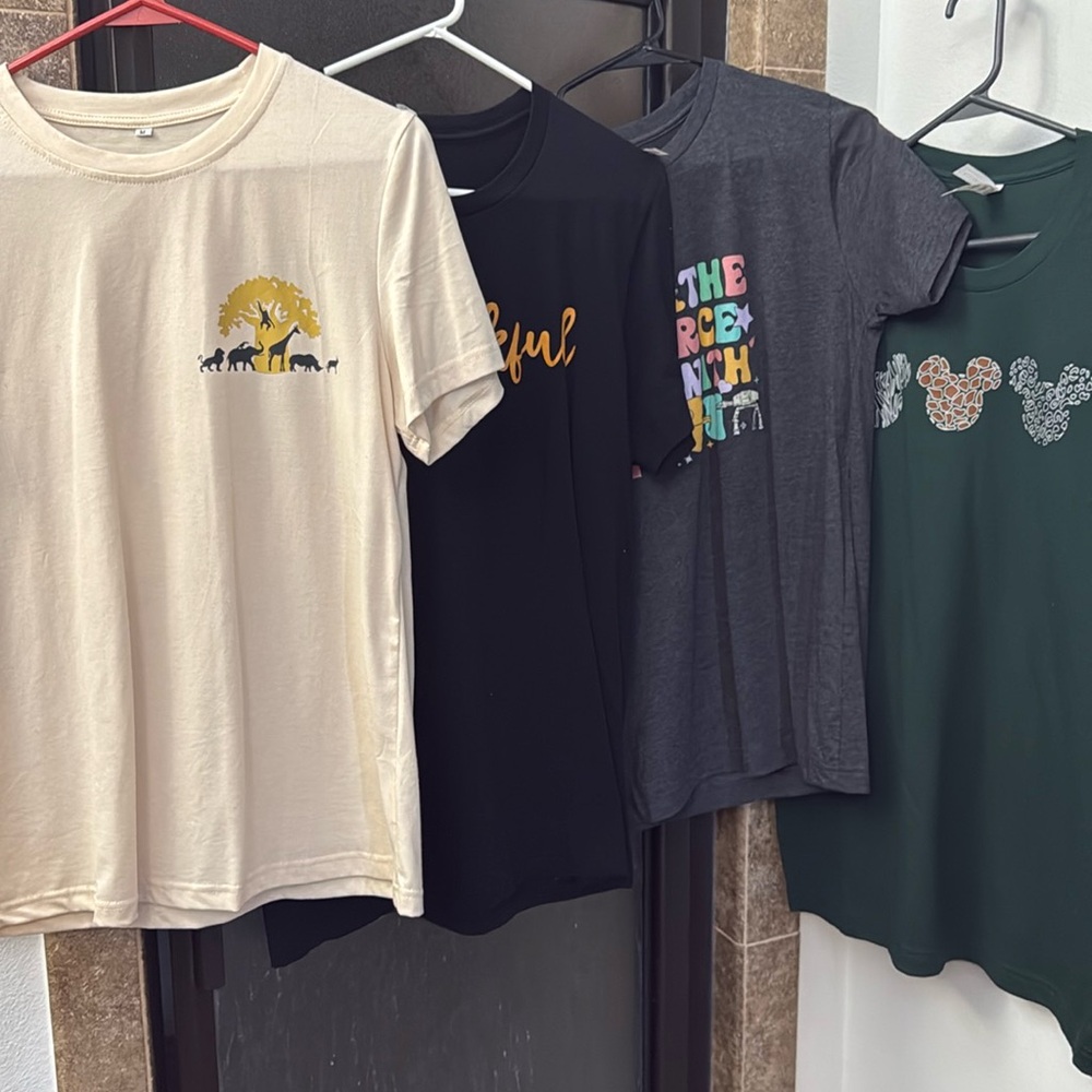 T shirt bundle Disney theme